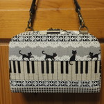 お財布＊ハーフウォレット＊＊黒猫＊鍵盤＊🐈＊財布＊ラウンドミニ財布＊コインケース*お財布バッグ