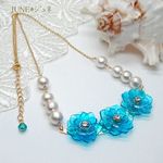 透き通った水色の花＊ネックレス
