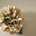 corsage　/　カーキベージュ