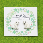 ミニチュアしろくまのピアス【イヤリングに変更可】