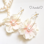 夏♡ 花ピアス/花イヤリング  大ぶり 紫陽花 
