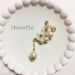 white flower＊コットンパールのイヤーカフ