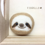 ナマケモノちゃんのお顔ブローチ