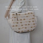 sale 10%off♪はりねずみ♪ポケットいっぱいトートバッグ♪ハリネズミ　No10056959