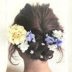 オフホワイトダリアとサムシングブルーとホワイトあじさいの髪飾り ♡ヘアピン　成人式　髪飾り 花飾り　袴　振袖　結婚式　ウェディングドレス　カラードレス　ヘアアレンジ