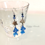 天の川を泳ぐ金魚のピアス レジン アクセサリー