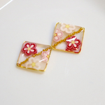 和風。お花のスクエアミニピアス・イヤリング