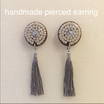 ☆ハンドメイド ピアス☆ フリンジアクリルビーズ カボション 大ぶり ピアス 