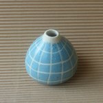 小さな可愛いトルコブルーの一輪挿し 