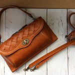 pompome様オーダー＊レザーお財布ポシェットLサイズ＊編み込みキャメル