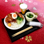 ミニチュア🍖ボリューム満点⭐︎角煮丼セット