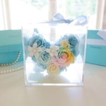 《名入れギフト☆メッセージ刻印》message ROSE “rainbow HEART”  ☆大きいサイズ☆　パステルレインボーローズのハート型フラワーボックス