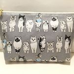 おすまし猫ちゃん　ラミネートポーチ　