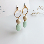 blue*オーバル天然石×エクルーピアス／イヤリング