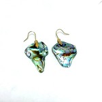 パウアのかけらピアス　paua shell