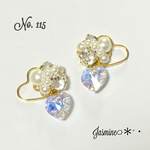 ホワイトビジュー×スワロフスキーのダブルハートピアス❤︎