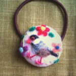 羊毛刺繍 桜文鳥ヘアゴム