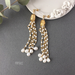 vintage*pearl tassel