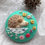（大）刺繍ブローチ ハリネズミくん