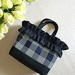 M☆フリルバッグ👜白×黒ブロックチェック柄