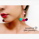 再販 フラミンゴ ×ポンポン✴︎フープ ピアス