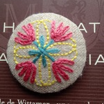 刺繍ブローチ(パッチワークパターン)蓮の花