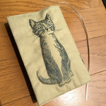 猫がふっくら！文庫本カバー