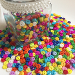 再入荷【訳あり+おまけ付き+値下げ】#25とても小さいボタン(c)●6mm/約600個