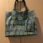 リバティ ラミネートバッグ ミニポーチ付き
