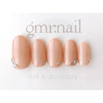 大人可愛い 上品お呼ばれnail