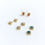 とっても小さなビジューピアス 四角◇イヤリング変更可
