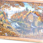 バルト海産天然アンバー装飾アート絵画 約235×325mm 森/鹿/紅葉/水車 琥珀さざれジオラマ、テラリウム、オブジェの背景画に 額縁付きインテリア[amp-170720-06]