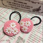 お花が可愛い♡編みくるみボタンヘアゴム ピンク