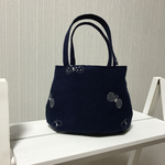 送料込 丸みバッグ ミナペルホネン choucho ネイビー 