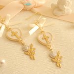 ハートクロスのリボンピアス（white）