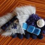 (バレッタ付け替え可）三角フラッグとファーとリボンのコラージュヘアゴム 