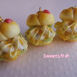 ゆで卵とチーズのベーグルサンド＊ストラップ