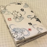 ブックカバー　文庫用　猫と風