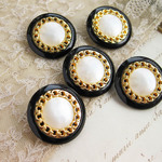 ■10個入■18mm■ヴィンテージボタン　10個入 (真ん中ブラック)ブローチ・服 [1000-18]　