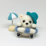 ちびころシロクマちゃん『バカンス中』羊毛フェルト