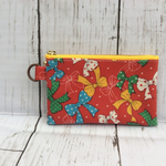 ラミネート生地ポーチDカン付きラミネートポーチポーチ