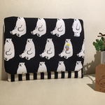  刺繍が可愛い☆移動ポケット シロクマ・アイス