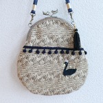 刺繍のがま口 かぎ針編み風 ブラックスワン