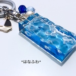 *小さな青い海（クラゲの群れ）