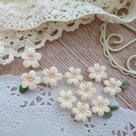 【樹脂粘土パーツ＊《ミルキーピンクの小花》】