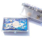 小さくて　軽い　サプリケース ・　土星