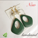 グリーン🌿ウッド🌿アンティーク＆コットンパールピアス