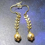 ハニーリーフピアス(ゴールド)【送料込み】