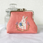 ホワイトラビットの刺繍がま口ポーチ＊再販3