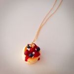 再販☆贅沢二段ベリーパンケーキのネックレス